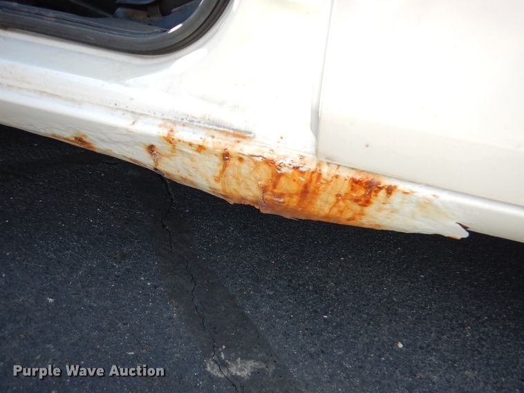 image for item DJ2874 2005 Dodge Neon