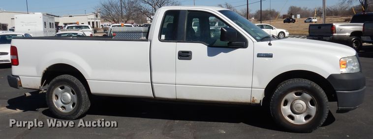 image for item DJ2876 2007 Ford F150 XL  pickup truck
