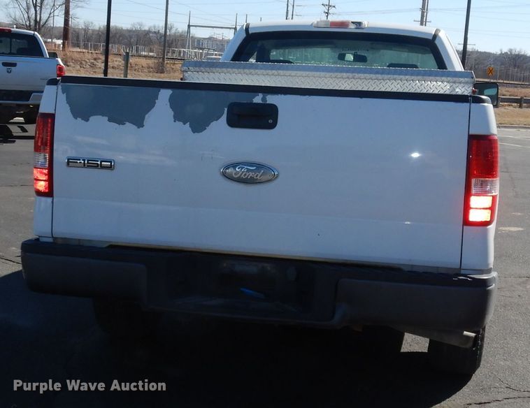 image for item DJ2876 2007 Ford F150 XL  pickup truck