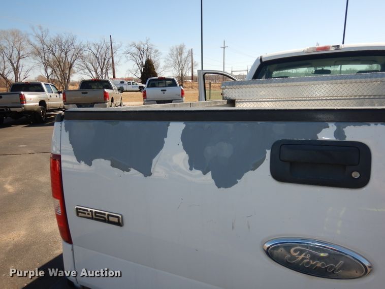 image for item DJ2876 2007 Ford F150 XL  pickup truck