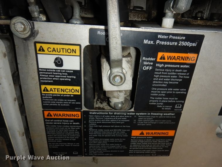 image for item DJ2906 2007 International 7400  sewer jetter truck