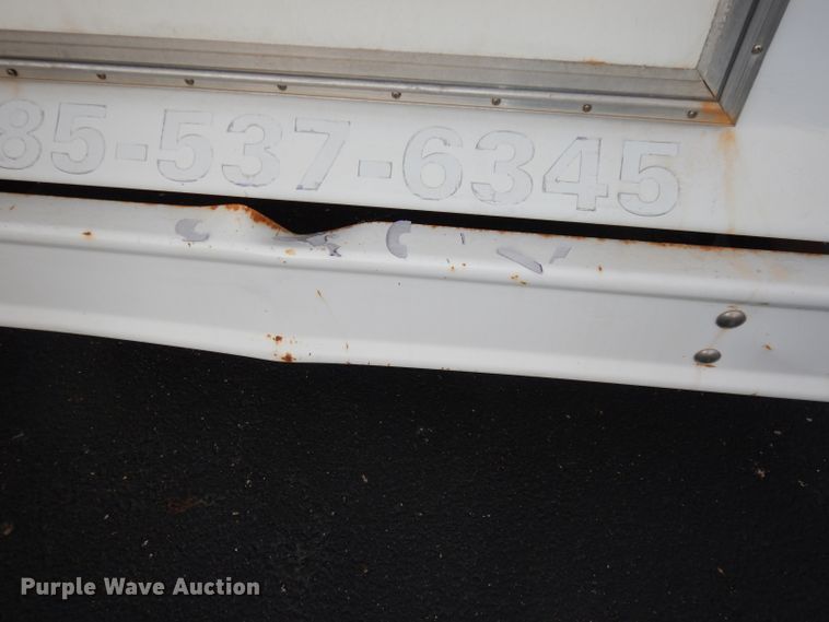 image for item DJ2913 2010 Ford E450 Super Duty  shuttle bus