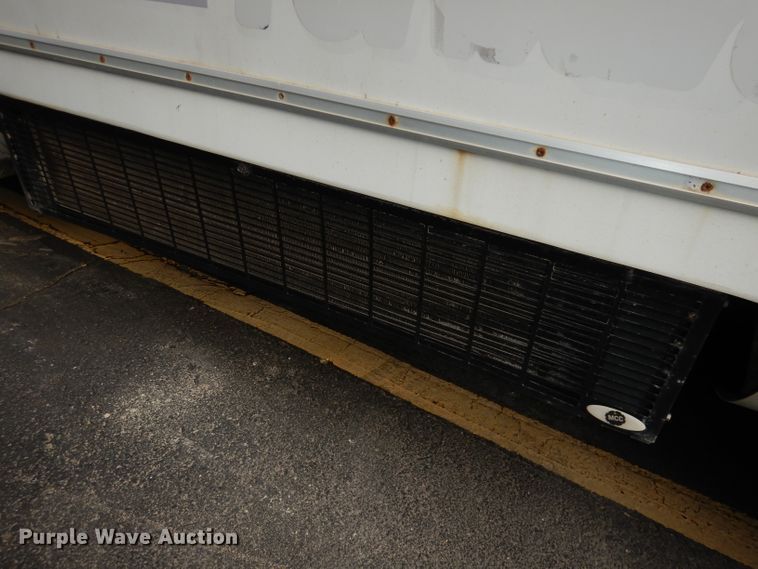 image for item DJ2915 2010 Ford E450 Super Duty  shuttle bus