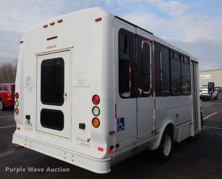 image for item DJ2916 2012 Ford E350 Super Duty  shuttle bus