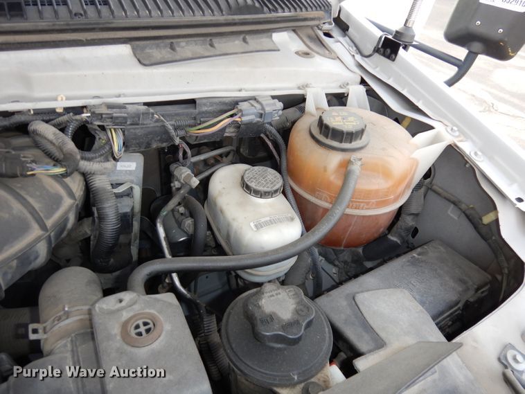 image for item DJ2916 2012 Ford E350 Super Duty  shuttle bus