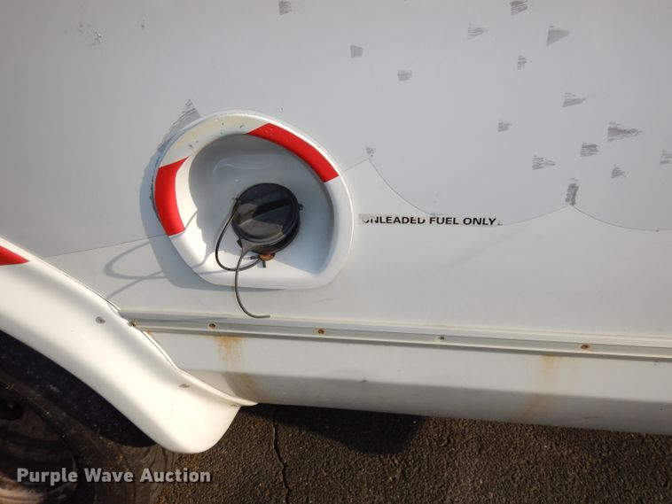 image for item DJ2916 2012 Ford E350 Super Duty  shuttle bus