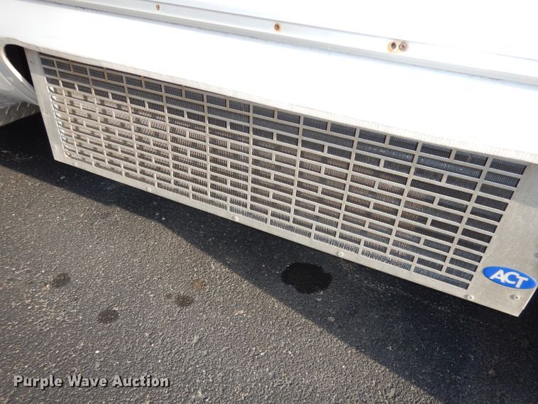 image for item DJ2916 2012 Ford E350 Super Duty  shuttle bus