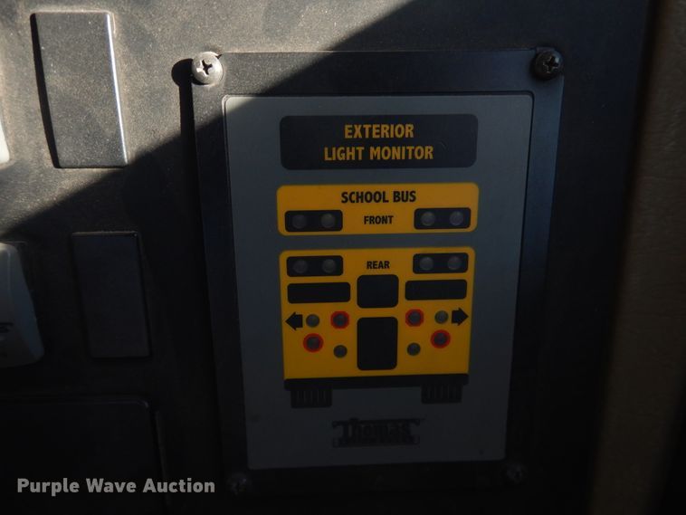 image for item DJ4962 1999 International 3800  school bus