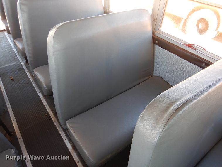 image for item DJ4962 1999 International 3800  school bus