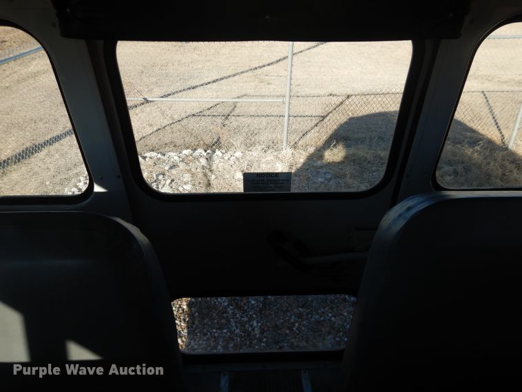 image for item DJ4962 1999 International 3800  school bus