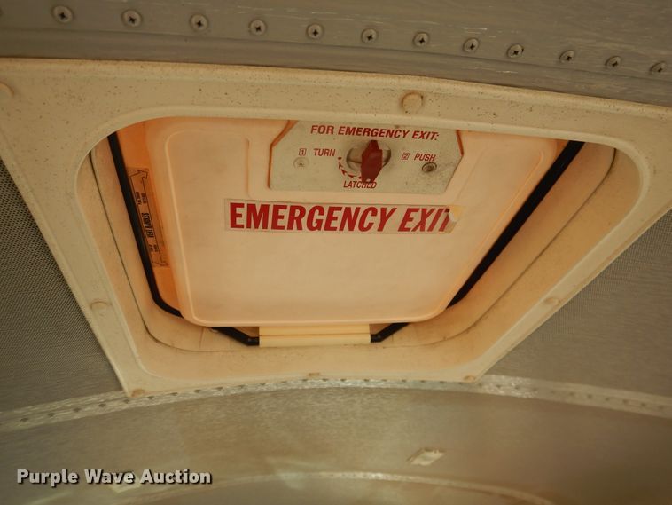 image for item DJ4962 1999 International 3800  school bus