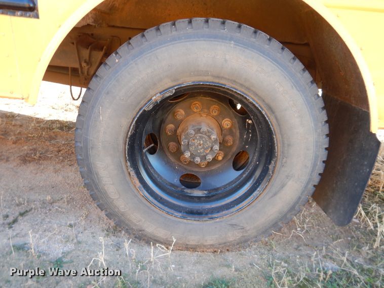 image for item DJ4962 1999 International 3800  school bus