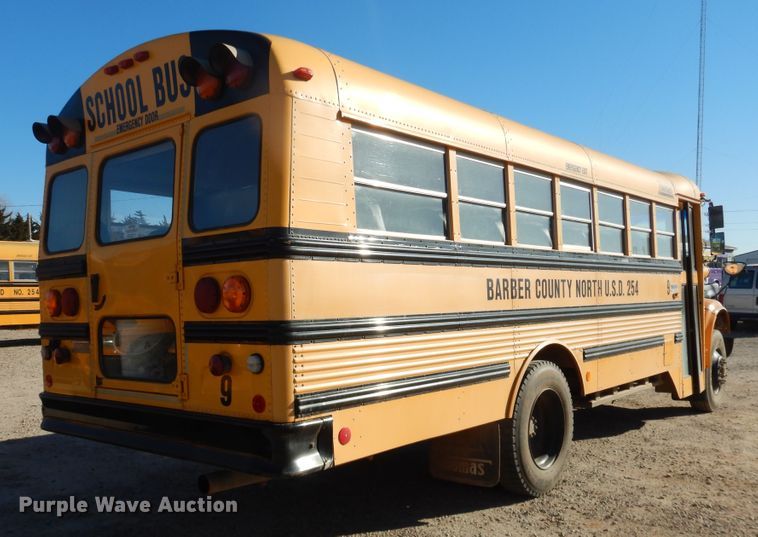 image for item DJ4963 1997 International 3800  school bus