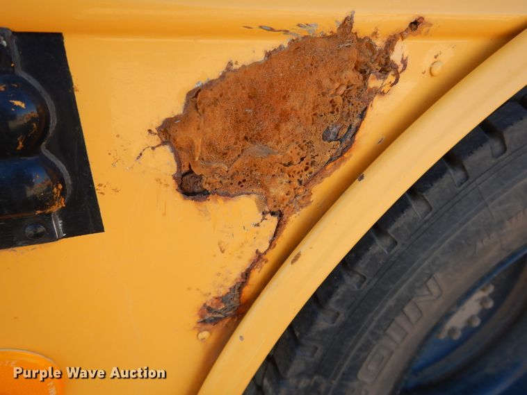 image for item DJ4963 1997 International 3800  school bus