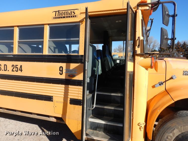 image for item DJ4963 1997 International 3800  school bus