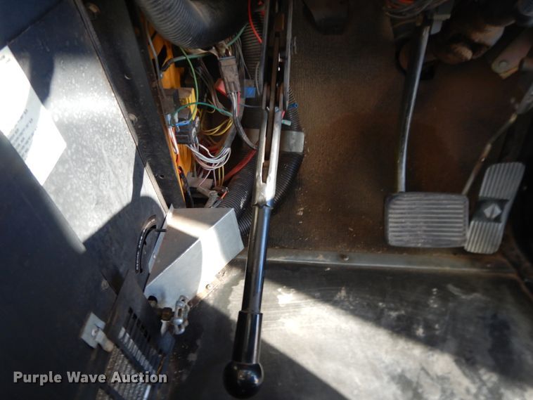 image for item DJ4963 1997 International 3800  school bus