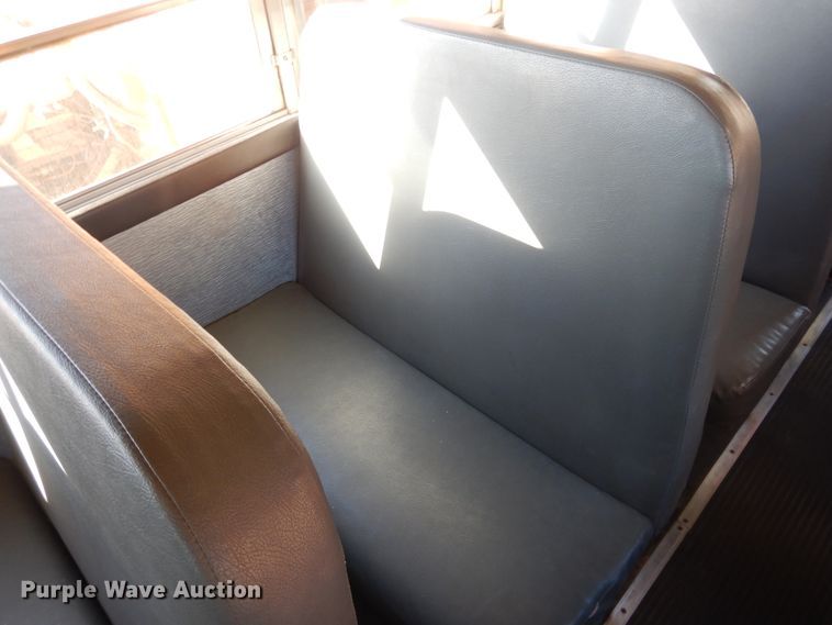 image for item DJ4963 1997 International 3800  school bus