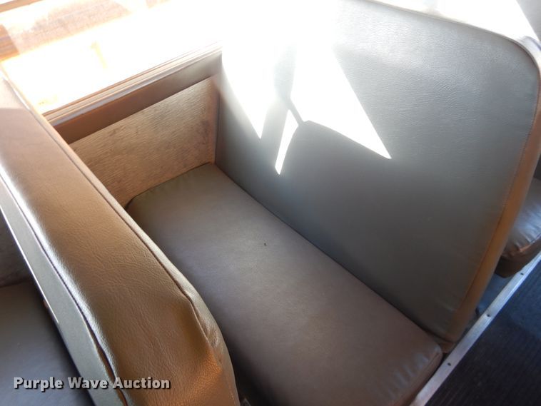 image for item DJ4963 1997 International 3800  school bus