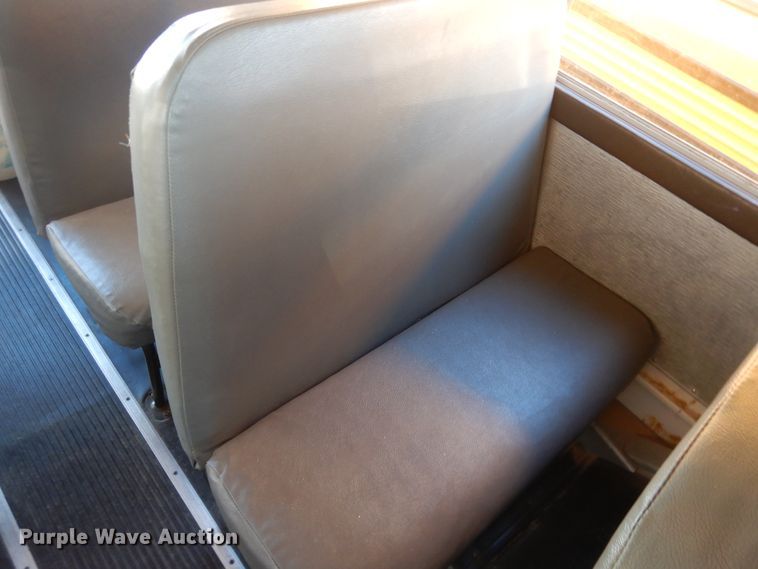 image for item DJ4963 1997 International 3800  school bus