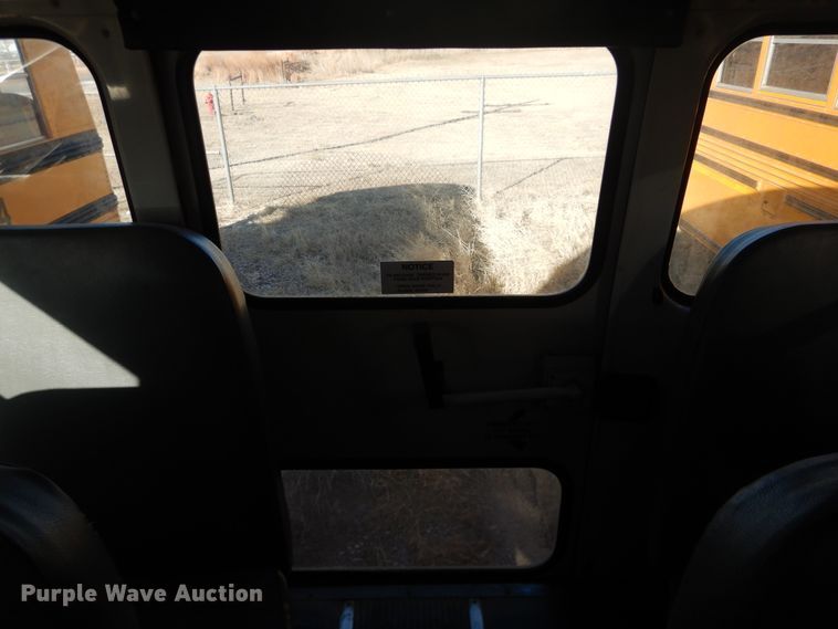 image for item DJ4963 1997 International 3800  school bus