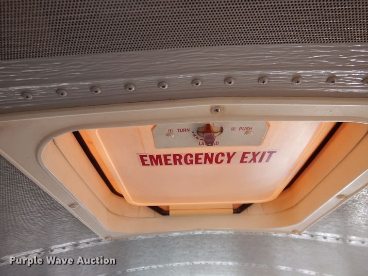 image for item DJ4963 1997 International 3800  school bus