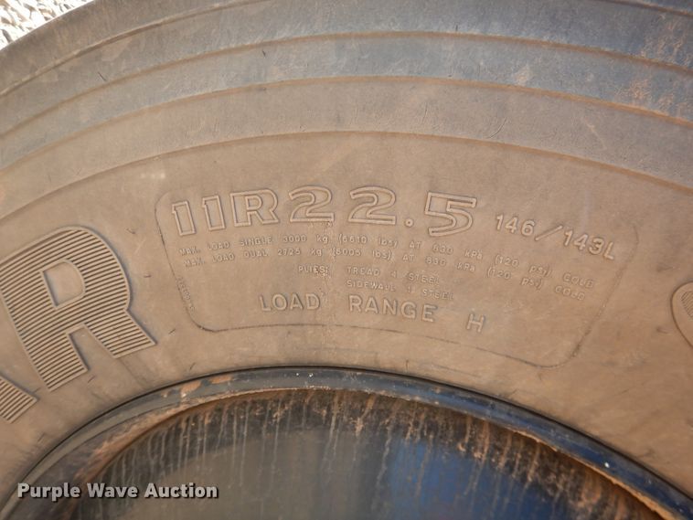 image for item DJ4963 1997 International 3800  school bus