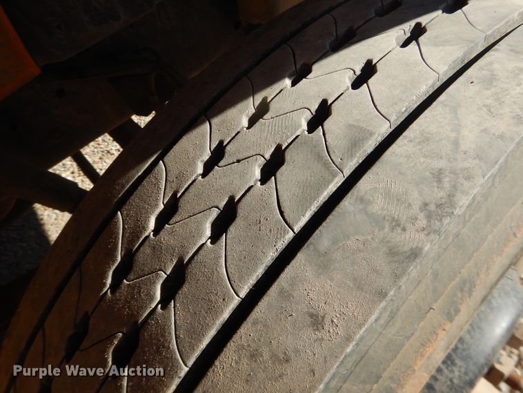 image for item DJ4963 1997 International 3800  school bus