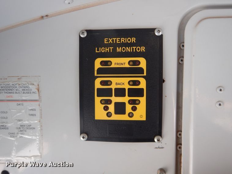 image for item DJ4964 1996 International 3800  school bus