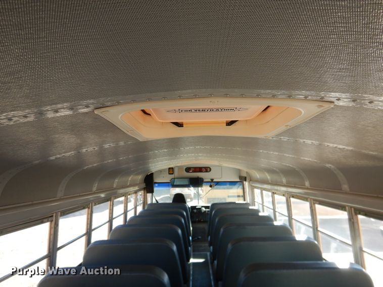 image for item DJ4964 1996 International 3800  school bus