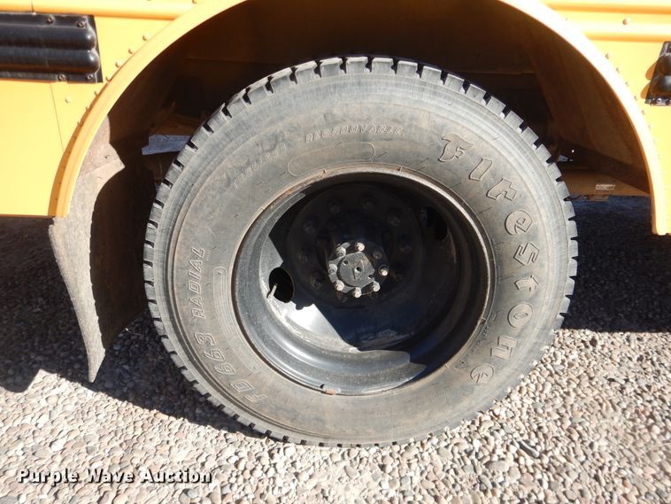 image for item DJ4964 1996 International 3800  school bus