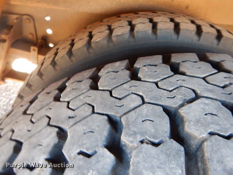 image for item DJ4964 1996 International 3800  school bus