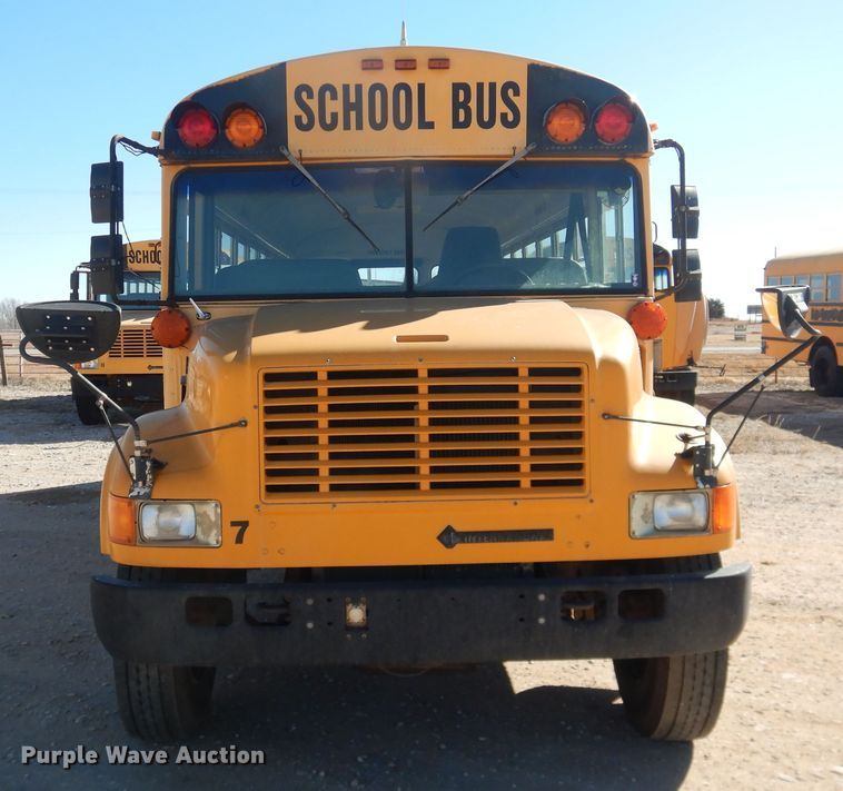 image for item DJ4966 1995 International 3800  school bus
