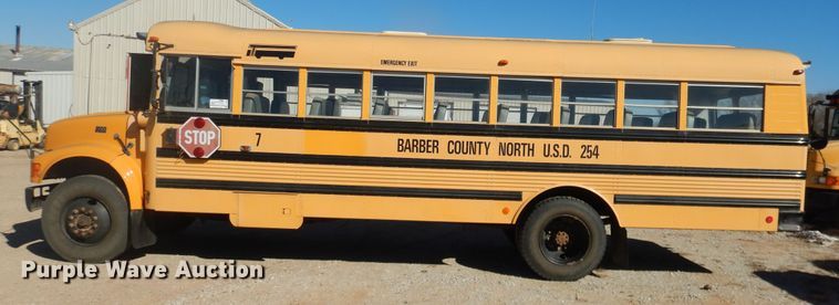 image for item DJ4966 1995 International 3800  school bus