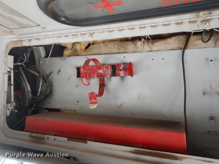 image for item DJ4966 1995 International 3800  school bus