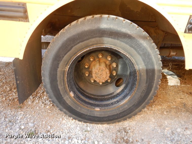 image for item DJ4966 1995 International 3800  school bus