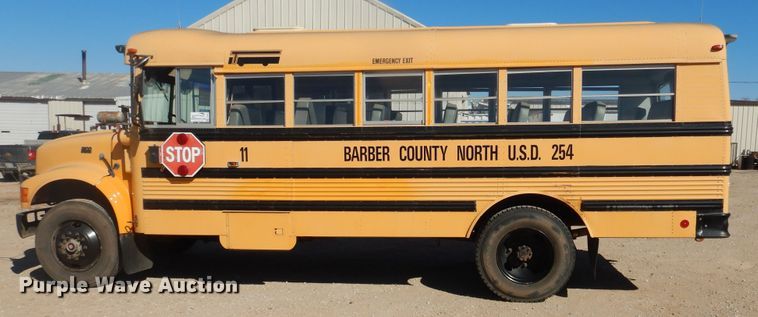 image for item DJ4967 1995 International 3800  school bus
