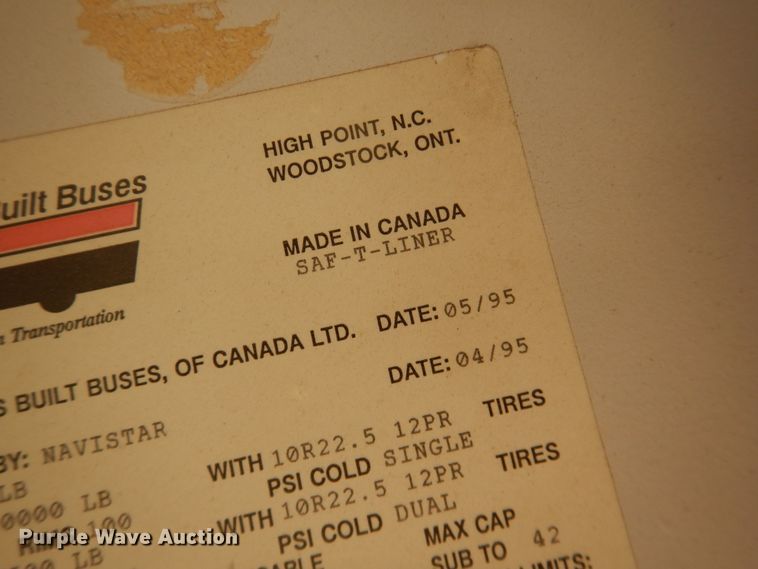 image for item DJ4967 1995 International 3800  school bus