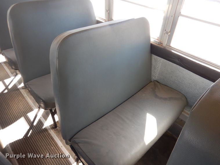 image for item DJ4967 1995 International 3800  school bus