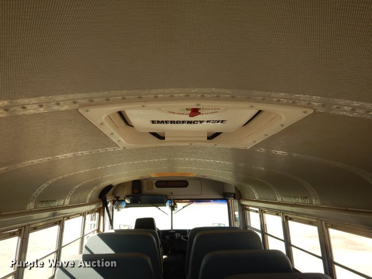 image for item DJ4967 1995 International 3800  school bus