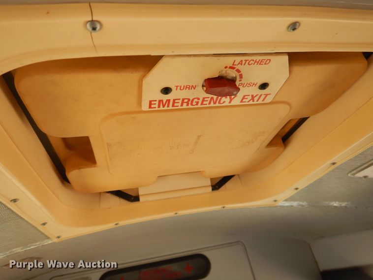 image for item DJ4967 1995 International 3800  school bus