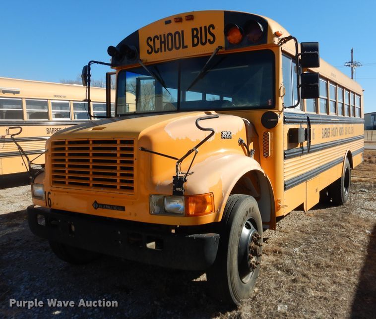 image for item DJ4968 1996 International 3800  school bus