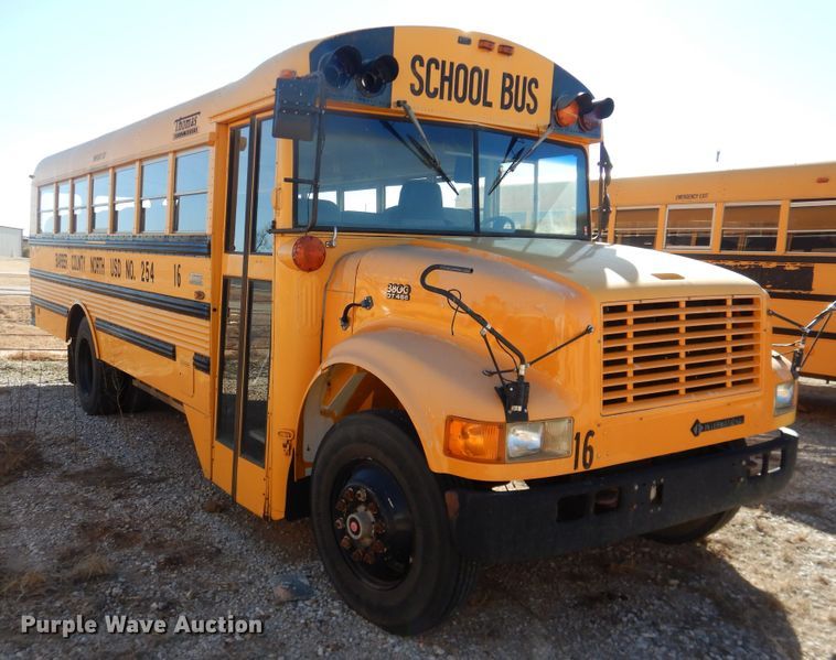 image for item DJ4968 1996 International 3800  school bus
