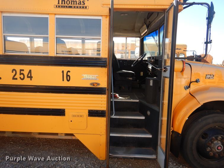 image for item DJ4968 1996 International 3800  school bus