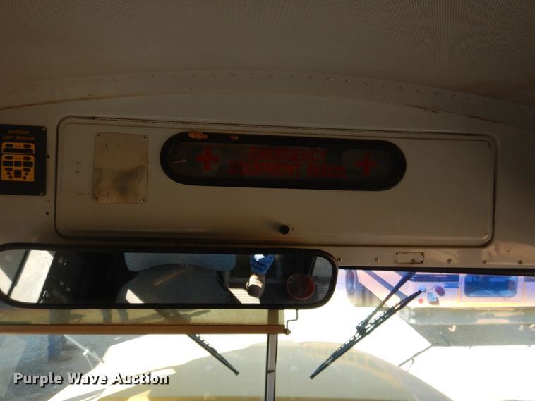 image for item DJ4968 1996 International 3800  school bus