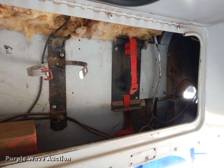 image for item DJ4968 1996 International 3800  school bus