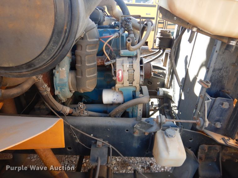 image for item DJ4968 1996 International 3800  school bus