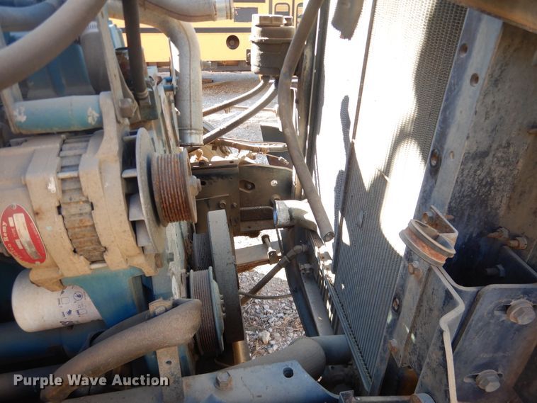 image for item DJ4968 1996 International 3800  school bus