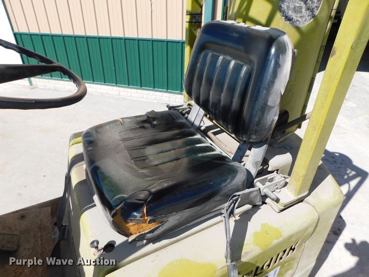 image for item DJ5951 Clark C500530LPG  forklift