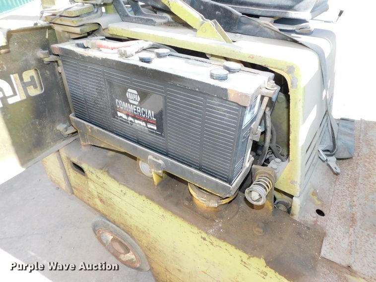 image for item DJ5951 Clark C500530LPG  forklift