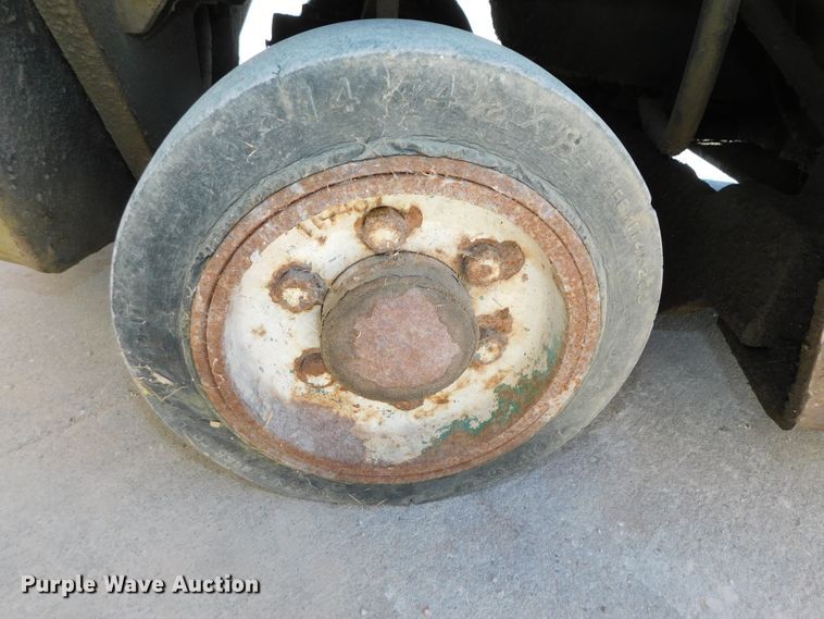 image for item DJ5951 Clark C500530LPG  forklift